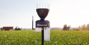 Wetterstation von Sencrop auf einem Feld